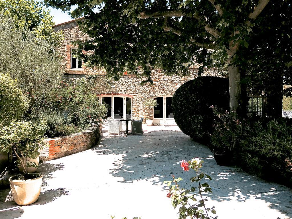 Hotel Le Relais Des Chartreuses Le Boulou Exterior foto
