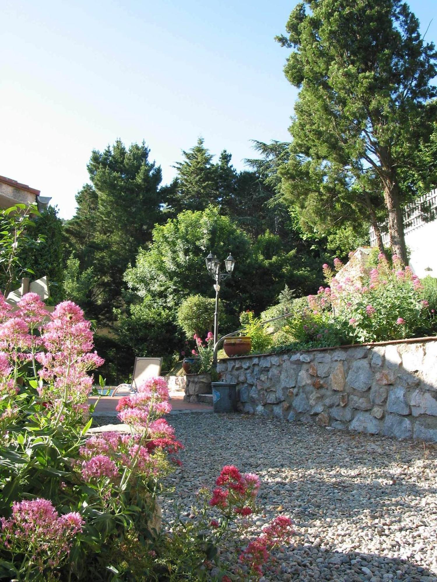 Hotel Le Relais Des Chartreuses Le Boulou Exterior foto